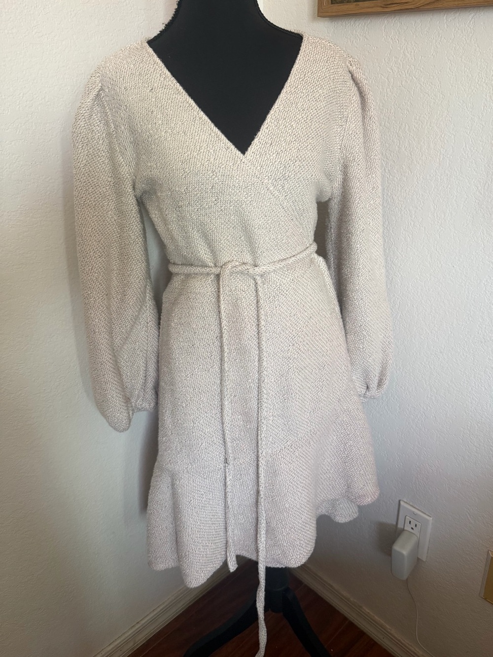 Anthropologie Diana Knit Textured Cream Wrap Dress with Tie Waist - Size M - Picture 3 of 11